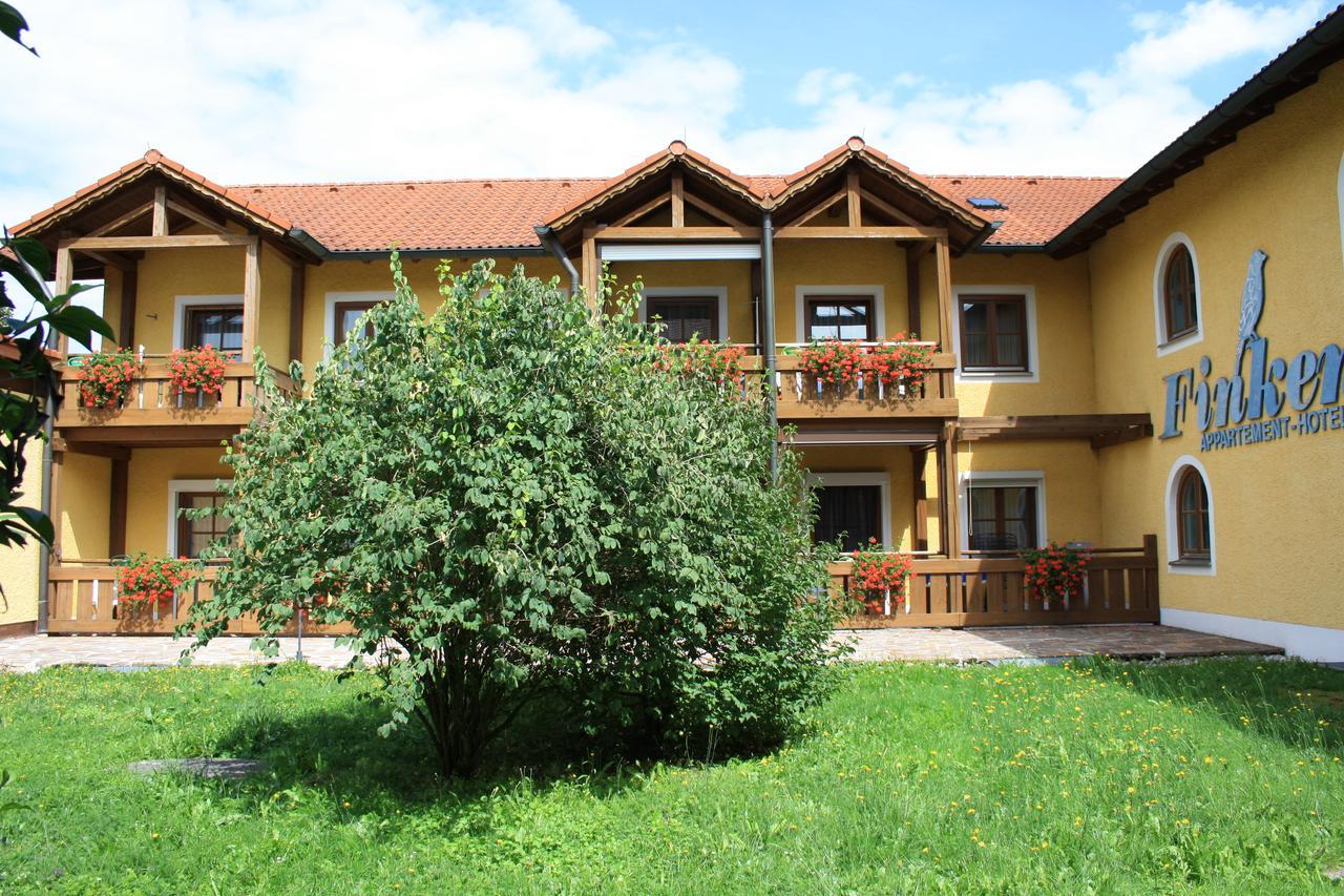 Appartement Hotel Finkenhof Kirchham Exterior photo